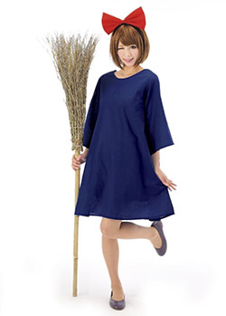 大人かわいい女性向けの仮装 かわいい魔女の衣装